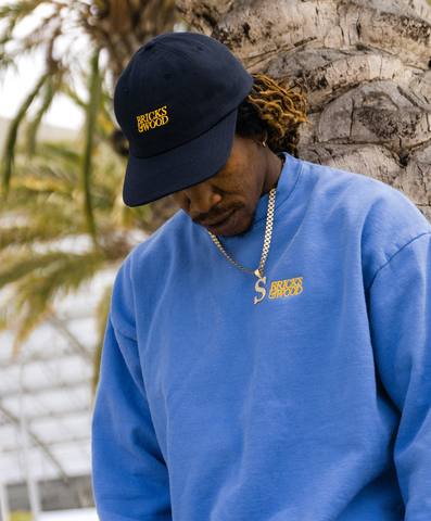 SOFI-B&W LOGO CREW FLEECE-LIGHT BLUE